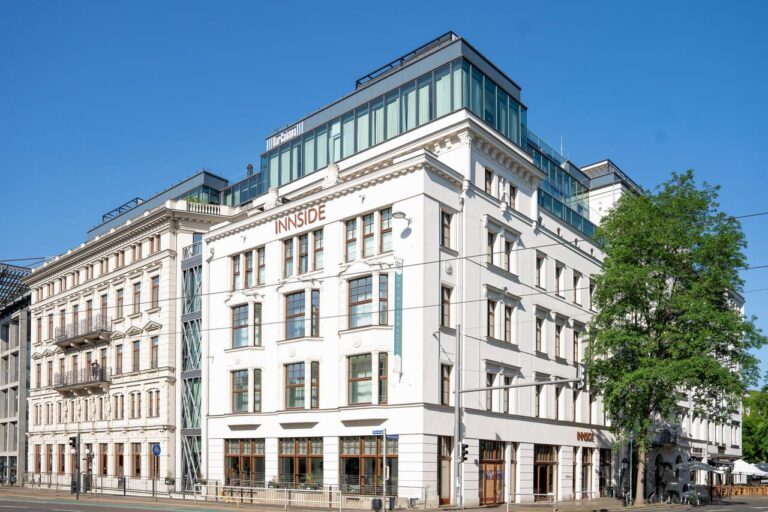 002innsideleipzig general facade