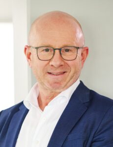 Dr. Andreas Scheck