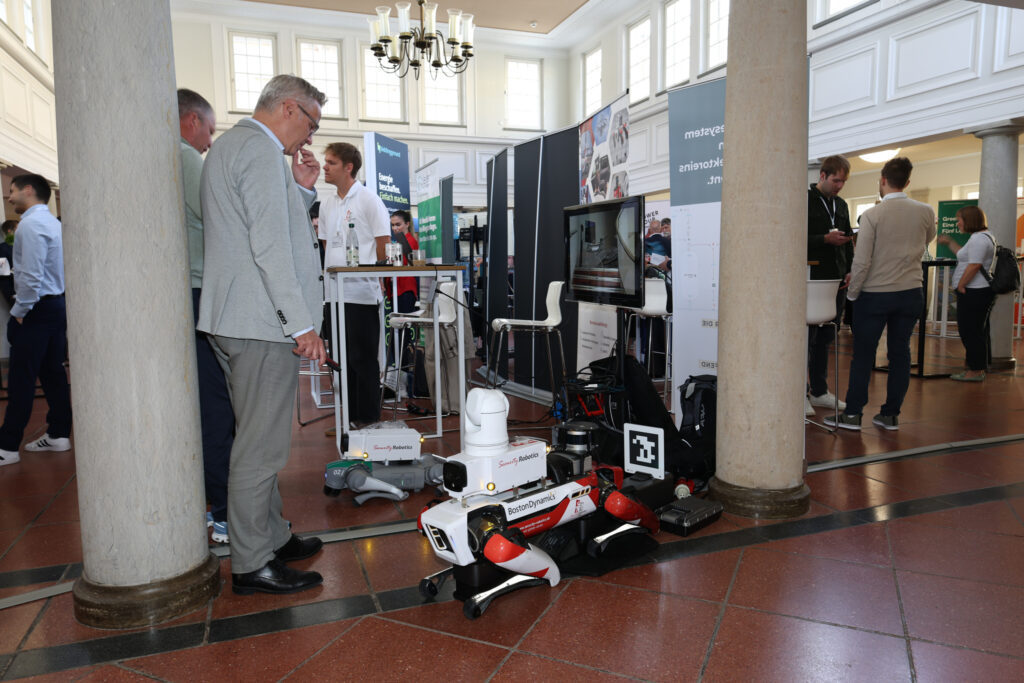 security robotics DKOS6559